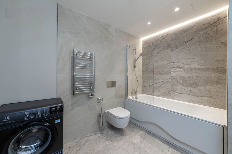 Mieszkanie 4 pokoi 91 m² Ryga, Łotwa